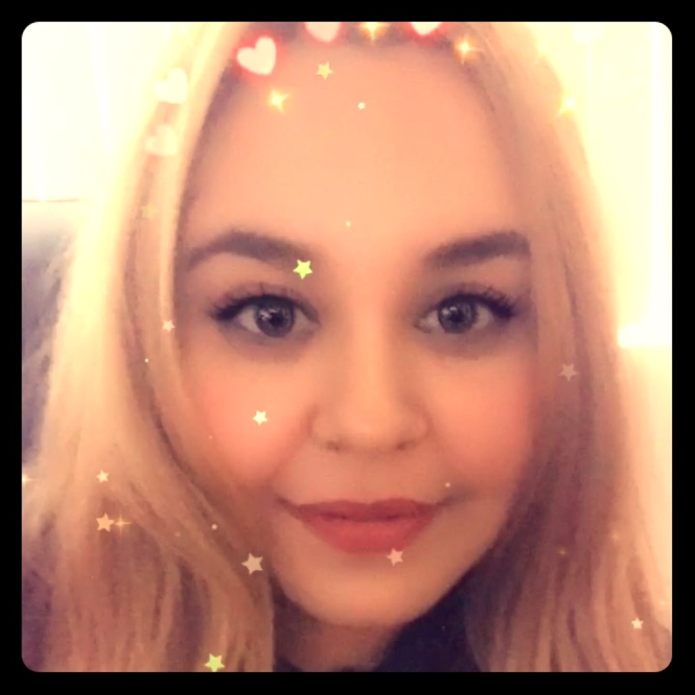 Meet your Posher, Chely